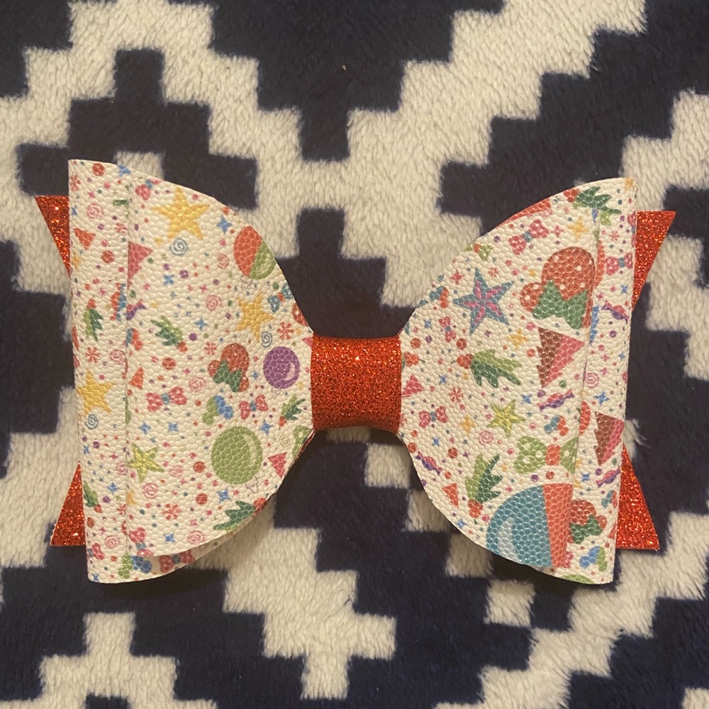 Hair bow